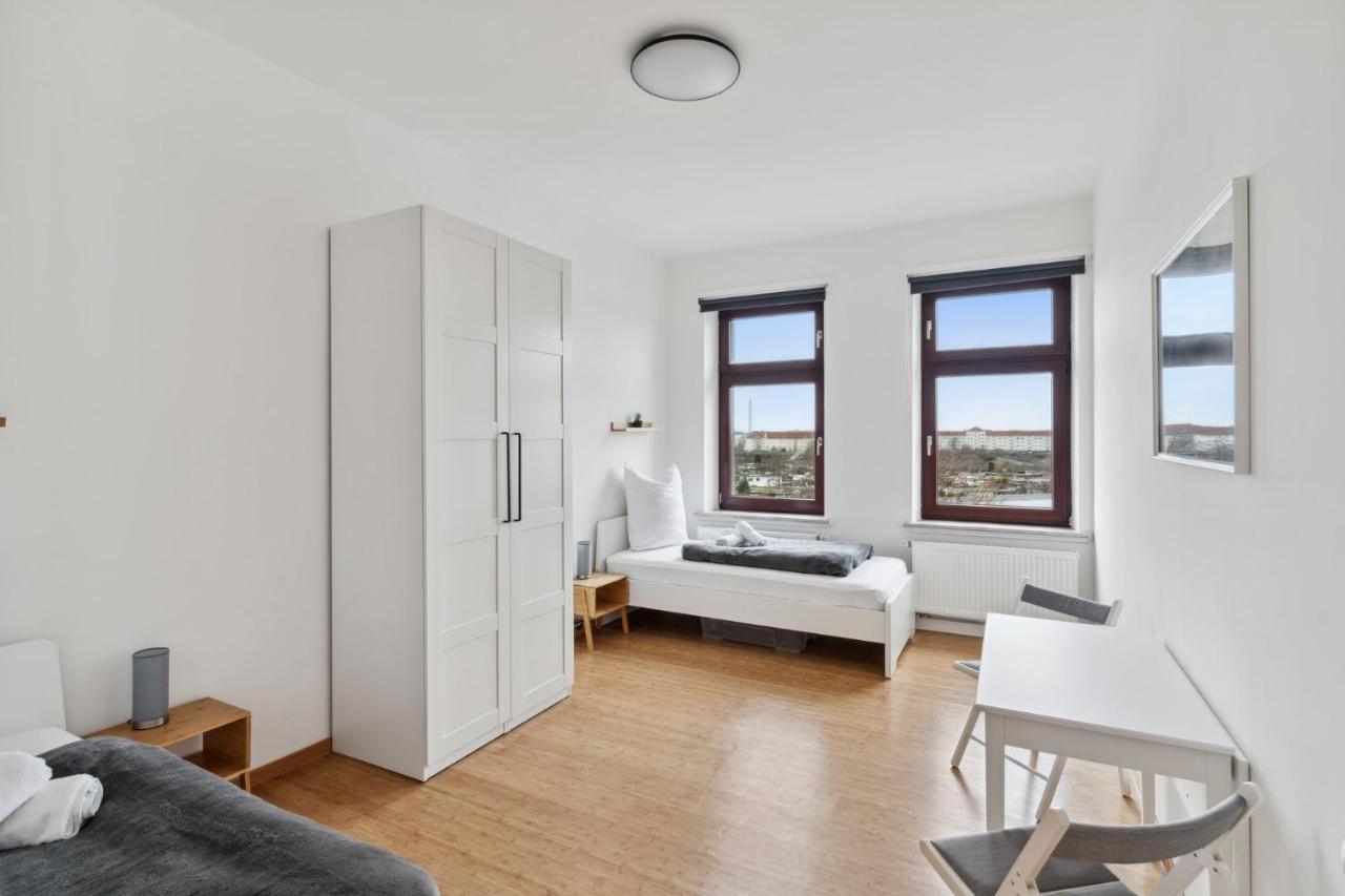 Apartment Fuer 13 Gaeste, 5 Schlafzimmer, 2 Baeder, 2 Loggia'S, Leipzig Zentrum Ost Εξωτερικό φωτογραφία